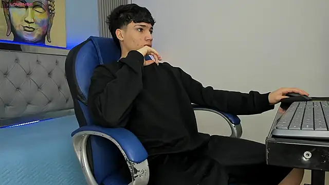 SamBlack  online show from May 2026 12:43:02 PM