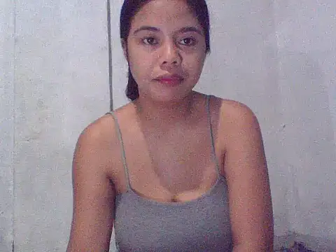 Snapshot of sweet_heaven00 chatting on January 2026 10:48:01 PM sweet heaven00 online show from January 2026 10:48:01 PM