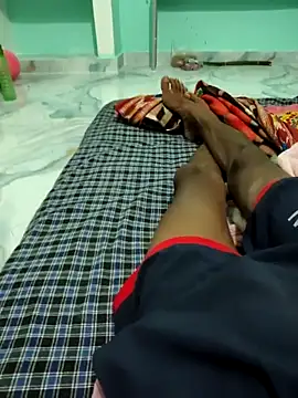 RAYI Queen 4 online show from February 2026 03:31:01 PM