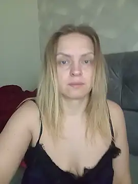 Ami Foxy online show from May 2026 05:26:01 AM