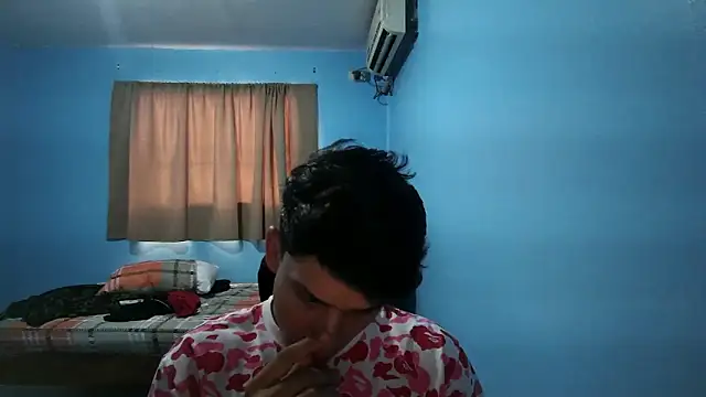 Snapshot of Jaket_lovers chatting on September 2025 06:08:02 PM Jaket lovers online show from September 2025 06:08:02 PM