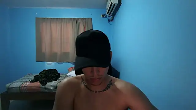 Snapshot of Jaket_lovers chatting on October 2025 08:07:01 PM Jaket lovers online show from October 2025 08:07:01 PM