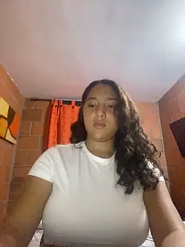 AnaisVelvet11 online show from October 2025 02:11:02 AM