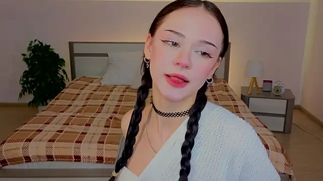 Adetta online show from March 2026 02:15:02 AM