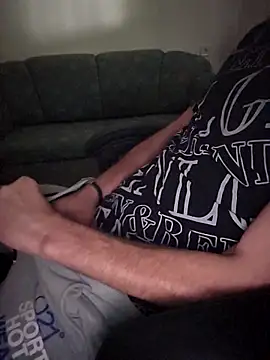 Snapshot of G-boy40 chatting on October 2025 01:19:01 PM G-boy40 online show from October 2025 01:19:01 PM