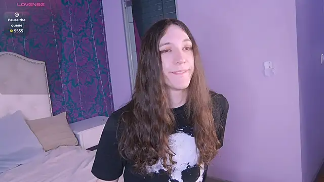 SilverMuse online show from February 2026 09:24:01 PM