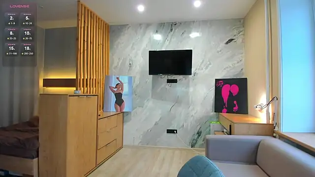 miss bubbles  online show from September 2025 12:46:02 AM