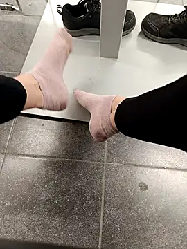 Teafeet online show from March 2026 02:22:02 PM