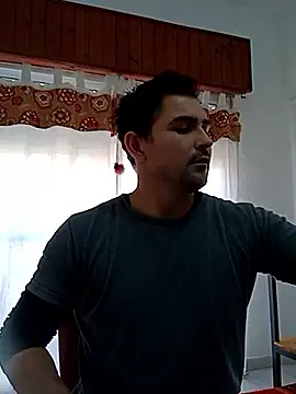 Bradd 32 online show from May 2026 05:21:02 PM