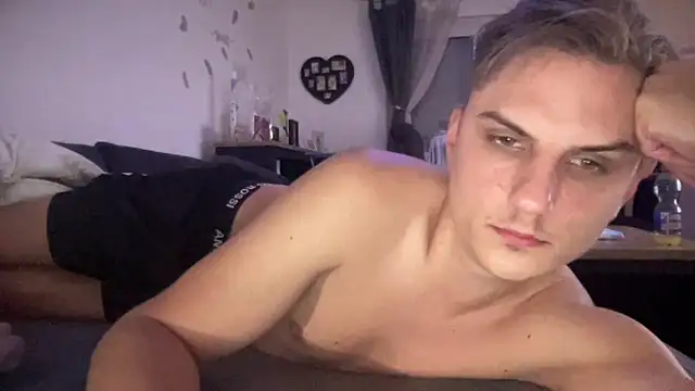 Sweetbooy90 online show from October 2025 09:59:01 PM