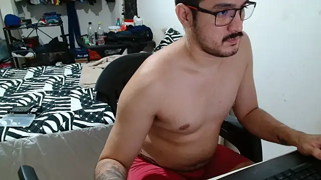 Leonino231 online show from April 2026 01:32:01 AM