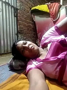 Savita992 online show from October 2025 11:25:02 PM