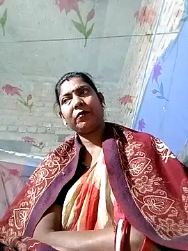 Savita992 online show from February 2026 06:15:01 PM