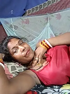 Savita992 online show from May 2026 07:37:02 AM