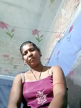Savita992 online show from May 2026 07:33:02 PM