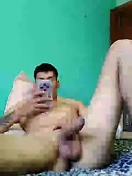 Snapshot of frankitocam4 chatting on February 2026 05:28:01 PM frankitocam4 online show from February 2026 05:28:01 PM