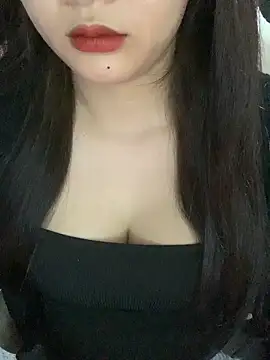 Snapshot of Linhtruong_ chatting on November 2025 04:23:02 AM Linhtruong online show from November 2025 04:23:02 AM