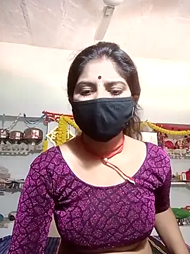 Snapshot of Daisygirl9 chatting on September 2025 08:14:02 AM Daisygirl9 online show from September 2025 08:14:02 AM