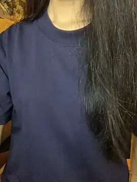 Nhinhi18 online show from September 2025 03:23:01 PM