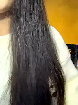 Snapshot of Nhinhi18 chatting on January 2026 03:36:01 PM Nhinhi18 online show from January 2026 03:36:01 PM