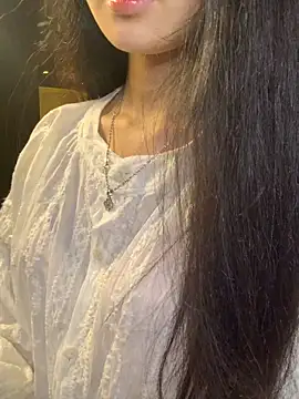 Snapshot of Nhinhi18 chatting on May 2026 03:19:01 PM Nhinhi18 online show from May 2026 03:19:01 PM