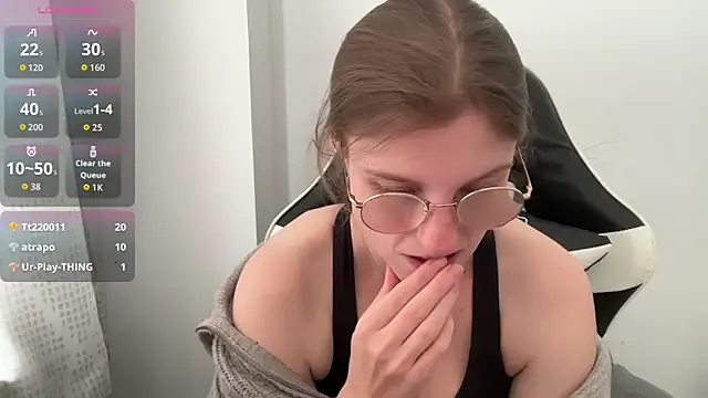 Snapshot of BustyKellyXXX chatting on April 2026 02:51:02 PM BustyKellyXXX online show from April 2026 02:51:02 PM