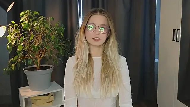 Snapshot of zegoii chatting on September 2025 01:21:01 PM zegoii online show from September 2025 01:21:01 PM