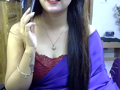 Snapshot of Obonti_2000 chatting on October 2025 05:26:02 PM Obonti 2000 online show from October 2025 05:26:02 PM