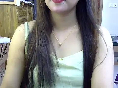 Snapshot of Obonti_2000 chatting on November 2025 04:40:01 PM Obonti 2000 online show from November 2025 04:40:01 PM