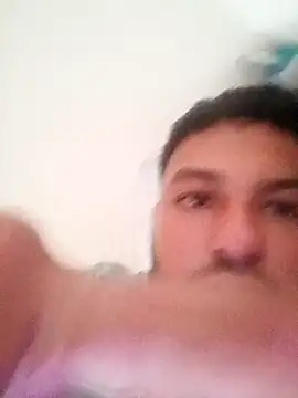 Frank0021 online show from January 2026 05:37:01 PM