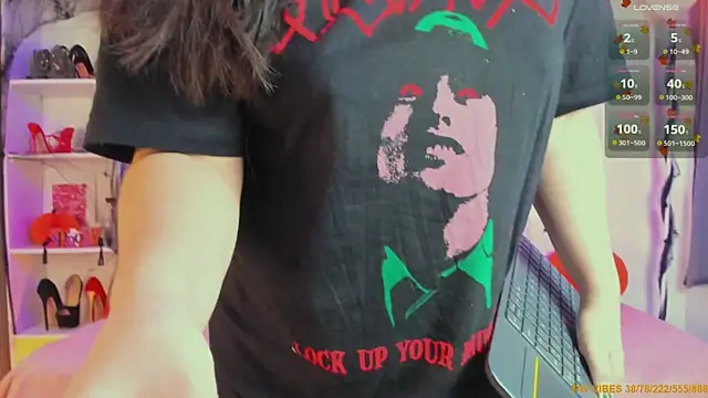 Snapshot of naughty_fun_room chatting on October 2025 10:10:01 PM naughty fun room online show from October 2025 10:10:01 PM