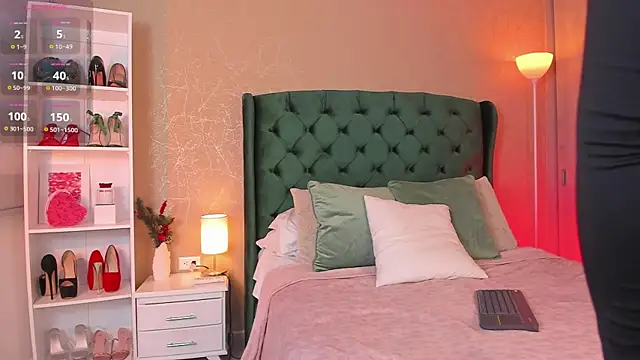 Snapshot of naughty_fun_room chatting on November 2025 11:04:02 PM naughty fun room online show from November 2025 11:04:02 PM