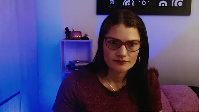 Camila-ventura online show from May 2026 07:10:02 PM