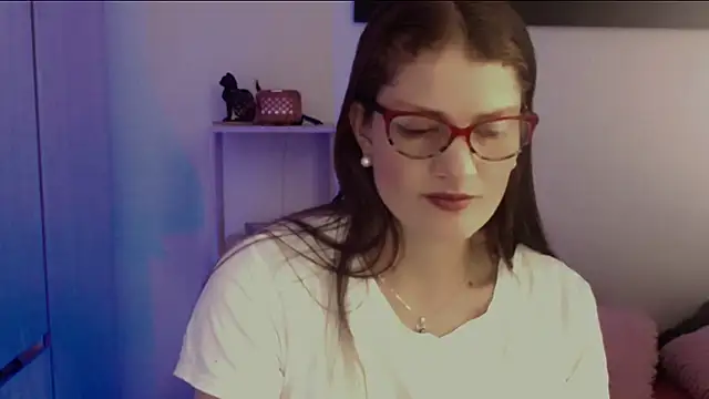 Camila-ventura online show from May 2026 12:34:01 PM