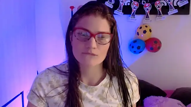 Camila-ventura online show from June 2026 12:05:02 PM
