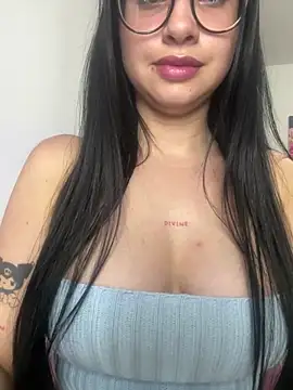 lucy grey25 online show from February 2026 12:25:01 AM