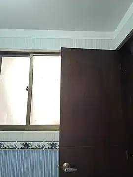 lucy grey25 online show from March 2026 04:21:01 PM