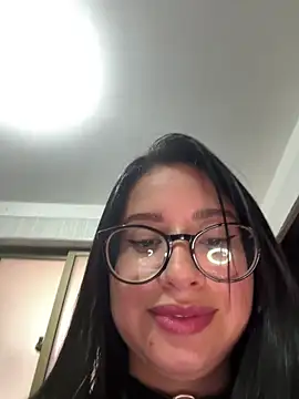 Snapshot of lucy_grey25 chatting on April 2026 06:36:02 PM lucy grey25 online show from April 2026 06:36:02 PM