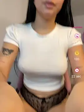 Snapshot of lucy_grey25 chatting on May 2026 05:06:01 PM lucy grey25 online show from May 2026 05:06:01 PM
