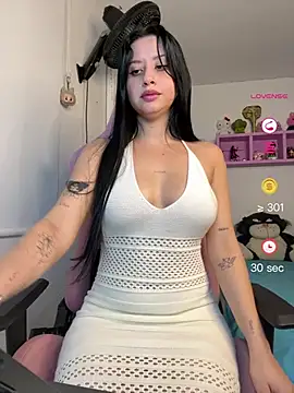 lucy grey25 online show from June 2026 08:08:01 PM