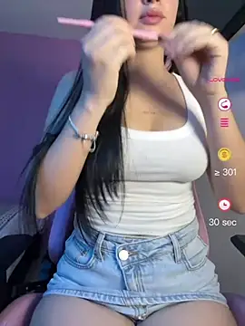 lucy grey25 online show from July 2026 04:33:01 PM