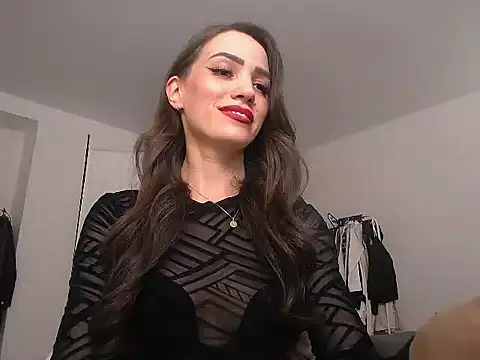 AlienaMoore online show from July 2026 02:38:01 AM