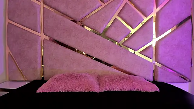 Zafiro claire online show from October 2025 06:41:02 PM