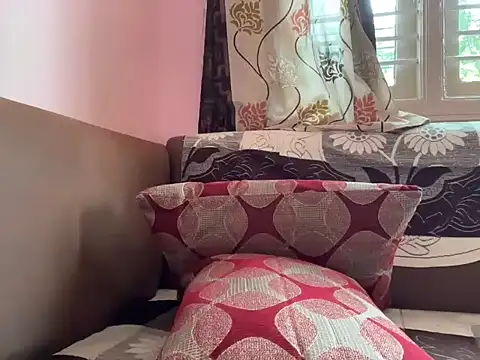 project085 online show from October 2025 06:31:01 AM