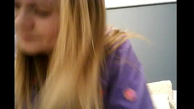 Snapshot of Ginger-bb chatting on December 2025 07:38:01 AM Ginger-bb online show from December 2025 07:38:01 AM