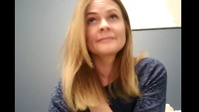 Snapshot of Ginger-bb chatting on December 2025 07:34:01 AM Ginger-bb online show from December 2025 07:34:01 AM