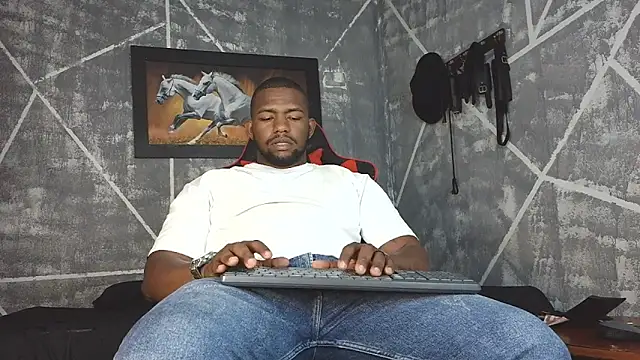 Snapshot of big_blackmen19 chatting on February 2026 06:30:01 PM big blackmen19 online show from February 2026 06:30:01 PM