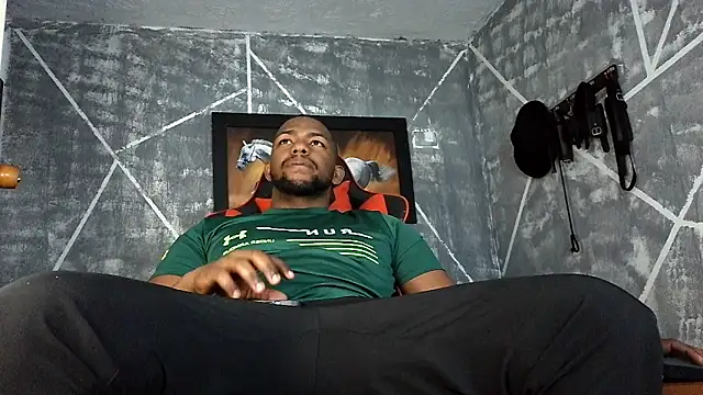 Snapshot of big_blackmen19 chatting on March 2026 01:46:02 AM big blackmen19 online show from March 2026 01:46:02 AM