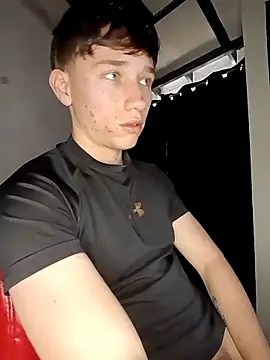 Logan sixxer online show from September 2025 07:24:02 PM