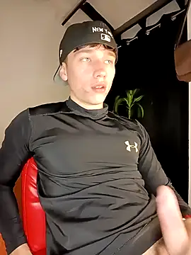 Logan sixxer online show from September 2025 03:32:01 AM